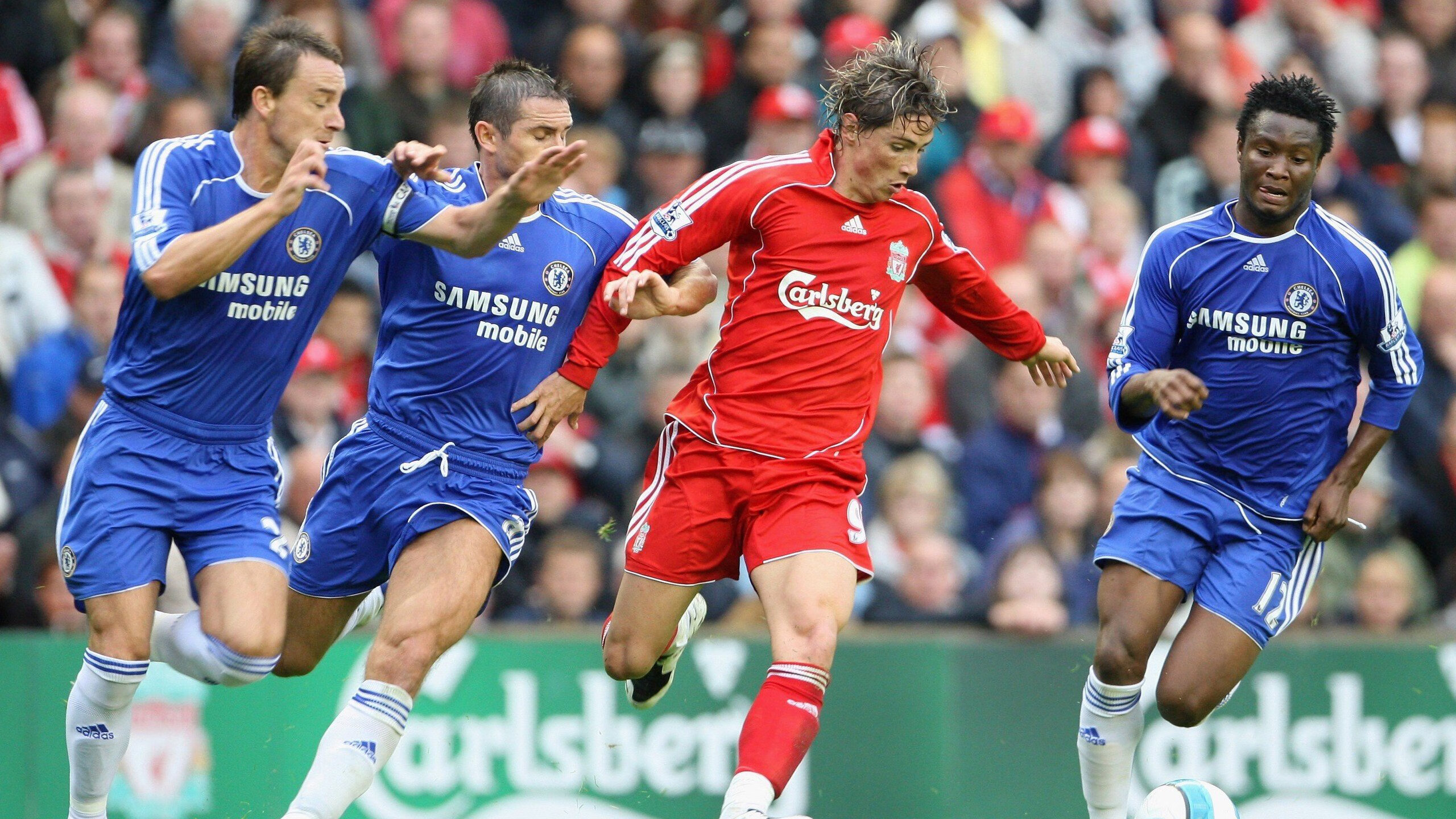 “六人制袋棍球:赛事精彩纷呈,成都七中东部赛场成焦点”