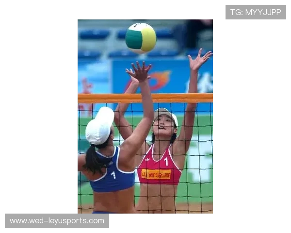 “沙滩排球：高新体育中心赛场的速度与力量比拼”